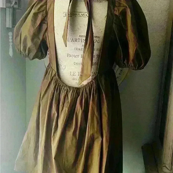 Forever21 Olive green dress - Picture 2 of 5